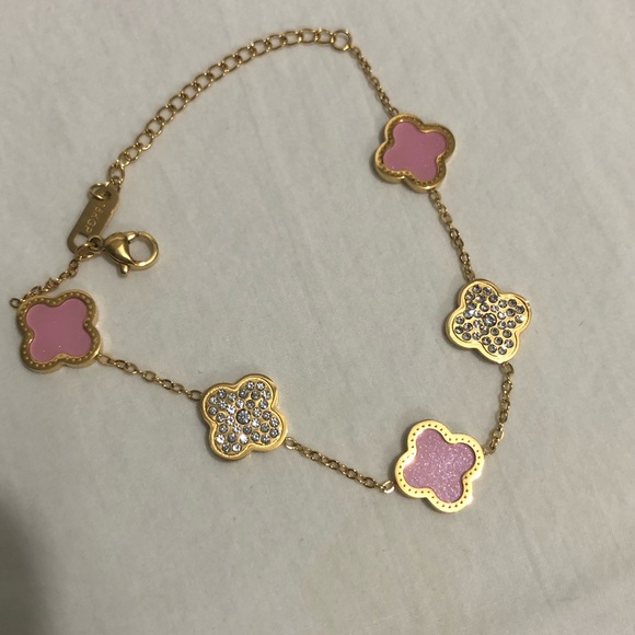 Gold and Pink Clover Crystals Bracelet - Picture 3 of 3